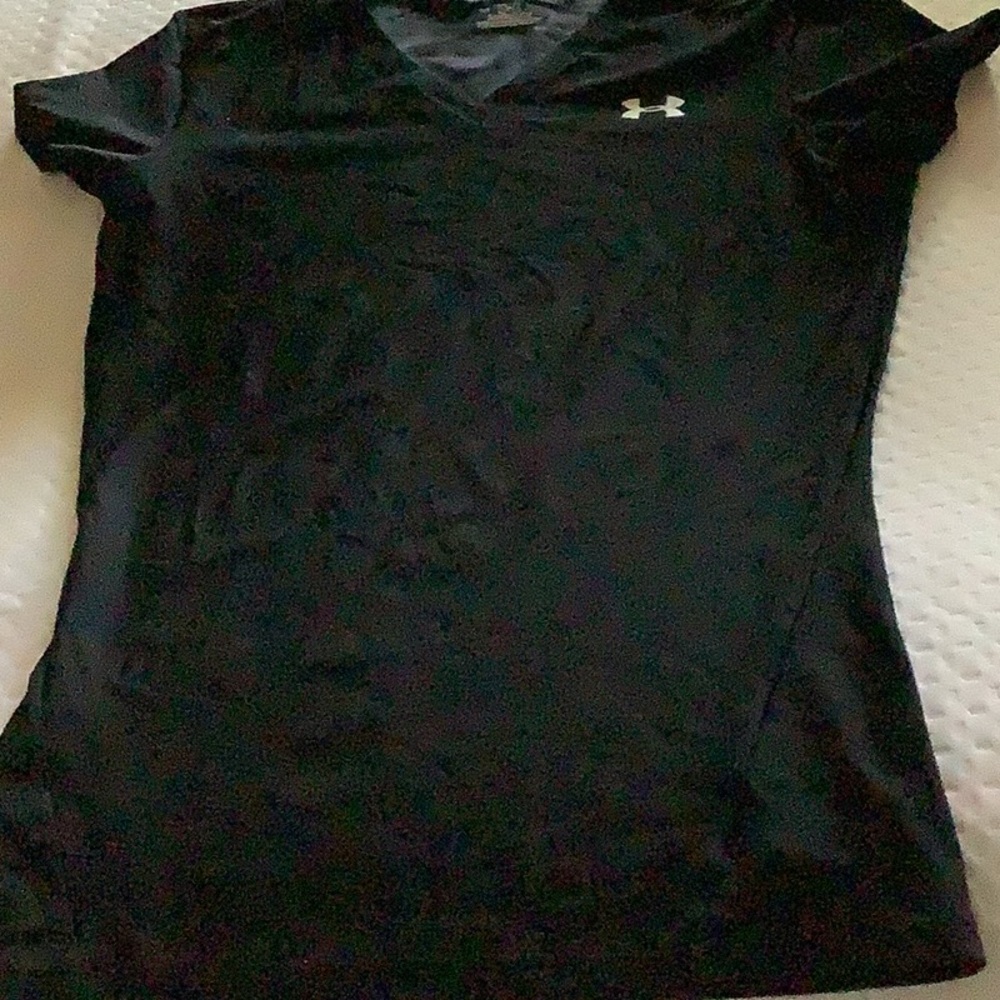 Under Armour Fitted Blue and Black Short Sleeve Tee
